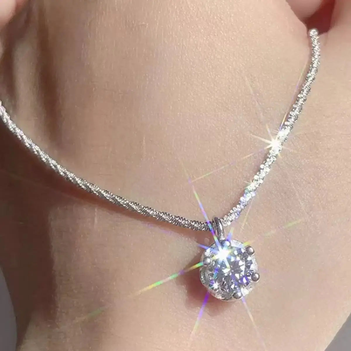 Moissanite Classic Crown Necklace